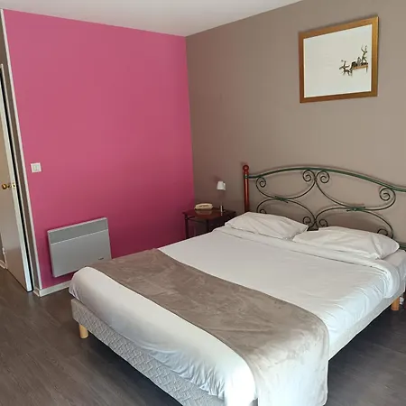 Szálloda Logis La Bergerie 3 Etoiles Restaurant Savoureux 3*