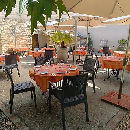 Logis La Bergerie 3 Etoiles Restaurant Savoureux Szálloda 3*