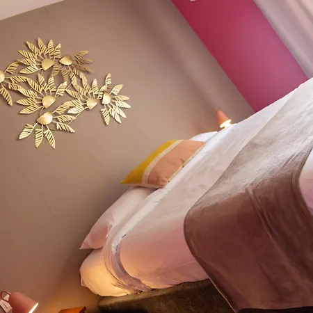 Logis La Bergerie 3 Etoiles Restaurant Savoureux Saint-Pierre-Lafeuille