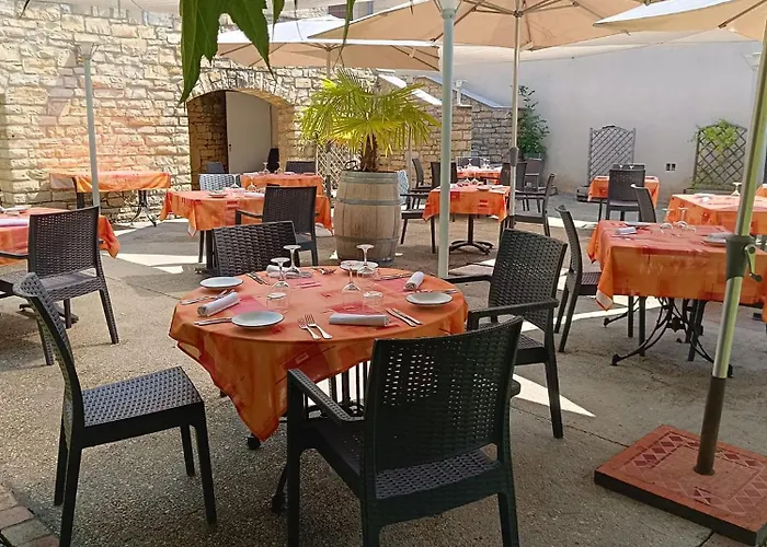 Logis La Bergerie 3 Etoiles Restaurant Savoureux Hotel 3*