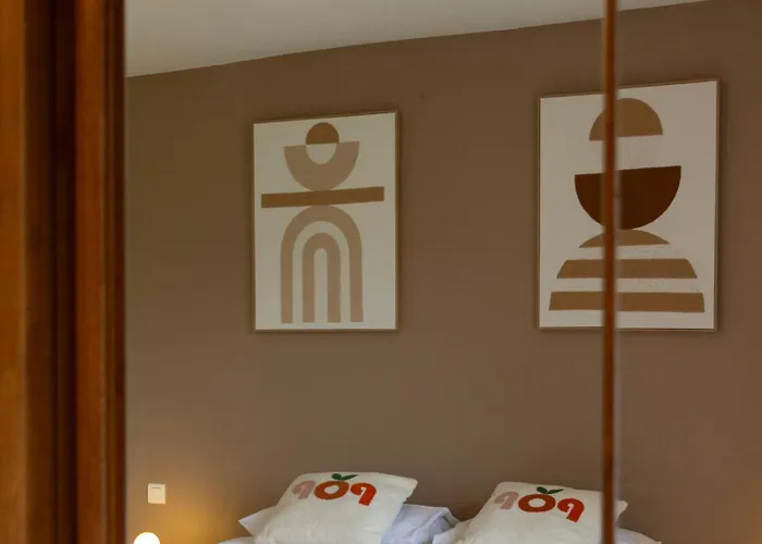 Logis La Bergerie 3 Etoiles Restaurant Savoureux 3* Saint-Pierre-Lafeuille