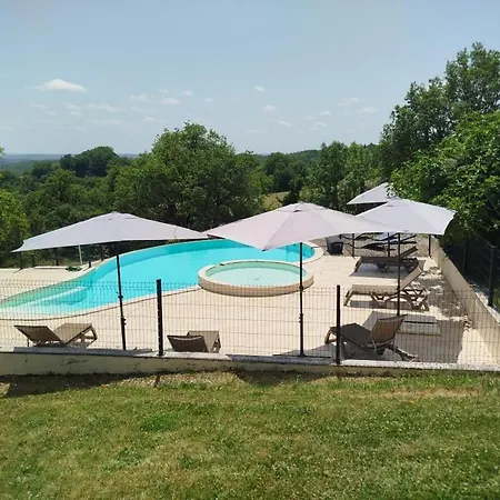 Hotel Logis La Bergerie 3 Etoiles Restaurant Savoureux Saint-Pierre-Lafeuille