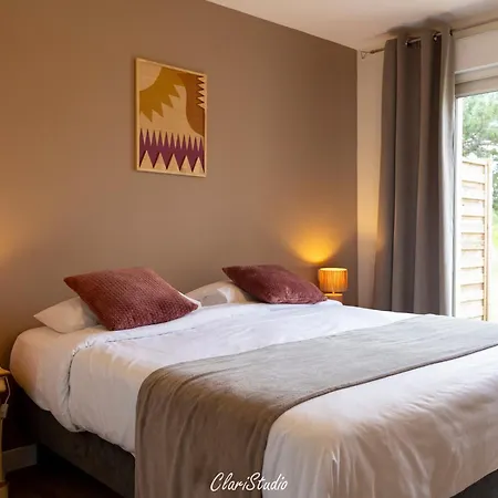 Logis La Bergerie 3 étoiles Restaurant Savoureux 3* Saint-Pierre-Lafeuille