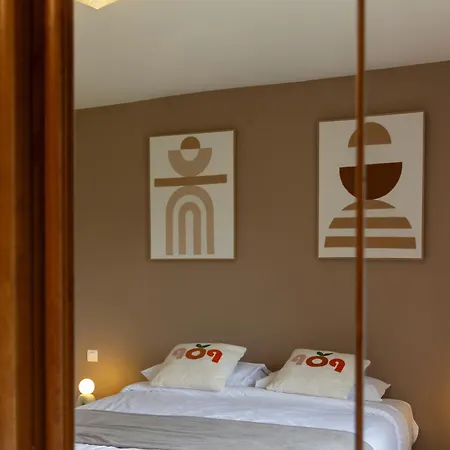 Logis La Bergerie 3 Etoiles Restaurant Savoureux 3* 圣皮尔拉菲