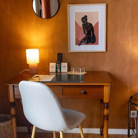 Logis La Bergerie 3 étoiles Restaurant Savoureux 3* Saint-Pierre-Lafeuille