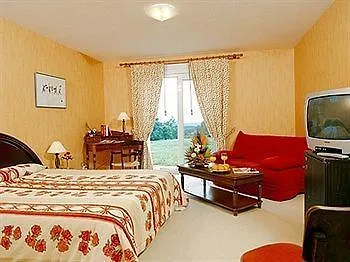 Logis La Bergerie 3 Etoiles Restaurant Savoureux מלון